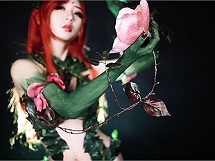 Cưỡng sao được với nàng gai gợi cảm Zyra này!